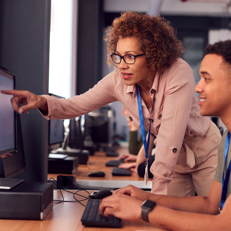 SU2023-Website-Education-HigherEdu-S2_2